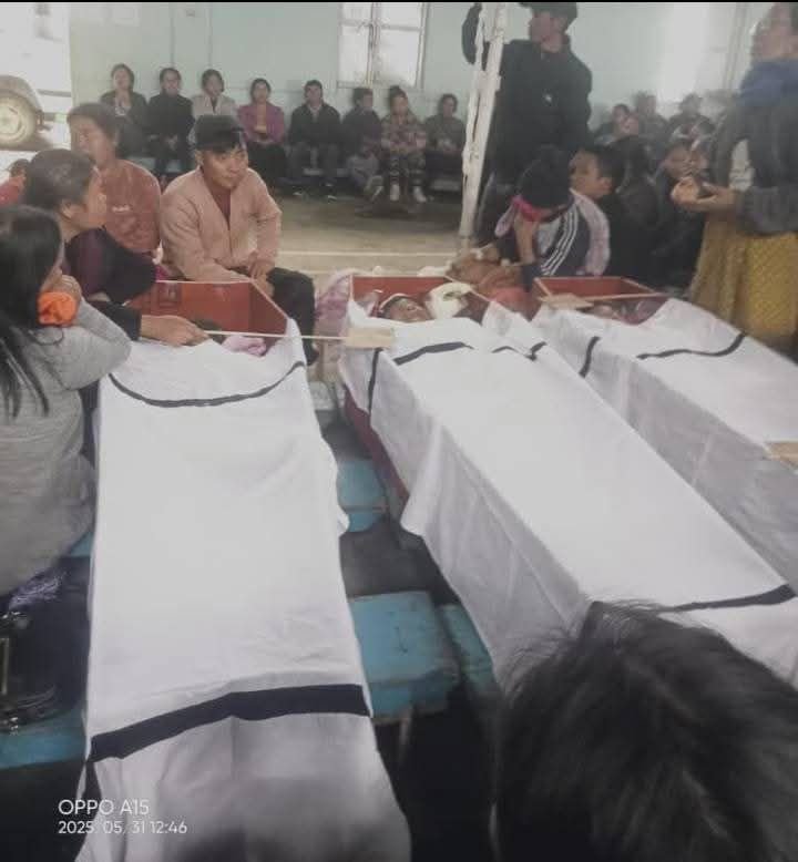 မီဇိုရမ်ပြည်နယ်အတွင်း နေရာပေါင်း ၇၆၉ နေရာမှာ မြေပြိုမှုဖြစ်ပွားကာ ချင်းစစ်ရှောင်ဒုက္ခသည် ၃ ဦးအပါအ၀င် ၅ ဦးသေဆုံး၊နေအိမ်စုစုပေါင်း ၂၇၂ လုံးပြိုကျ၊မိသားစု ၄၅၂ စုကိုဘေးလွတ်ရာသို့ရွှေ့ပြောင်းပေးခဲ့ရ