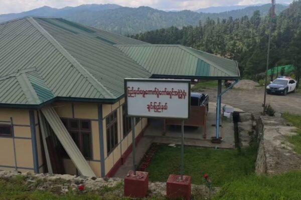 ချင်းလက်နက်ကိုင်အဖွဲ့တွေ ထိန်းချုပ်ထားတဲ့ မြို့နယ်တွေမှာလည်း ရွေးကောက်ပွဲလုပ်မယ်လို့ ထုတ်ပြန်